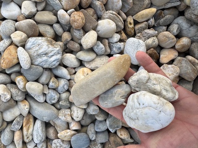 Gulatý kameň 32–63 mm