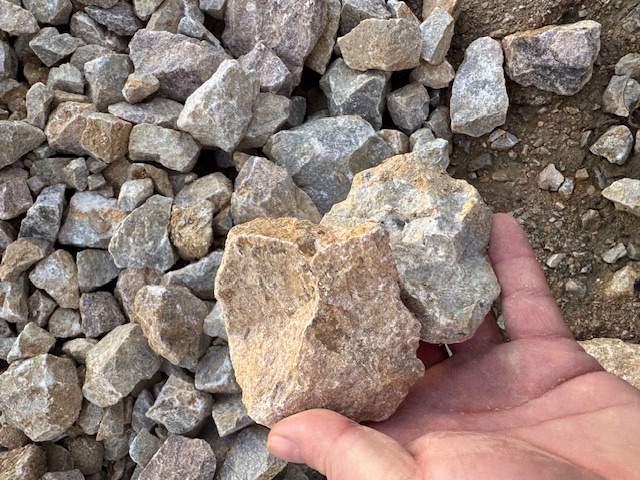 lomový kameň 32-63 mm